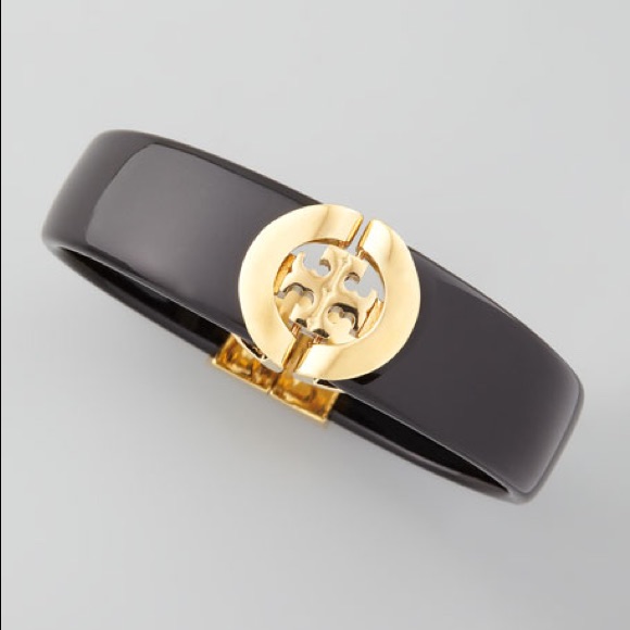 Tory Burch Logo-Hinge Enamel Bangle Bracel 40$